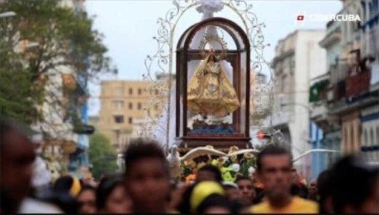 Virgen del Cobre