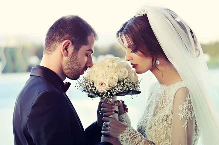 Bodas de exterior: ideas para el vestido de la novia y de las damas de honor