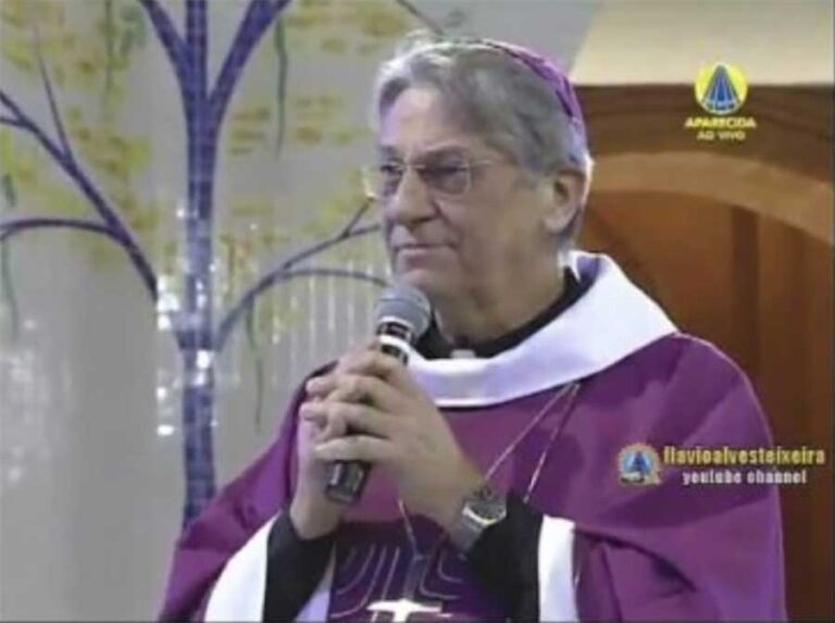 Fallece arzobispo Aldo Di Cillo Pagotto