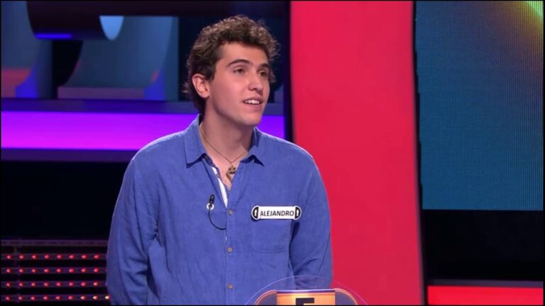 Valiente joven declara su FE en televisión