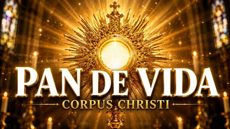 Jesús Eucaristía expuesto en la custodia durante la procesión de Corpus Christi
